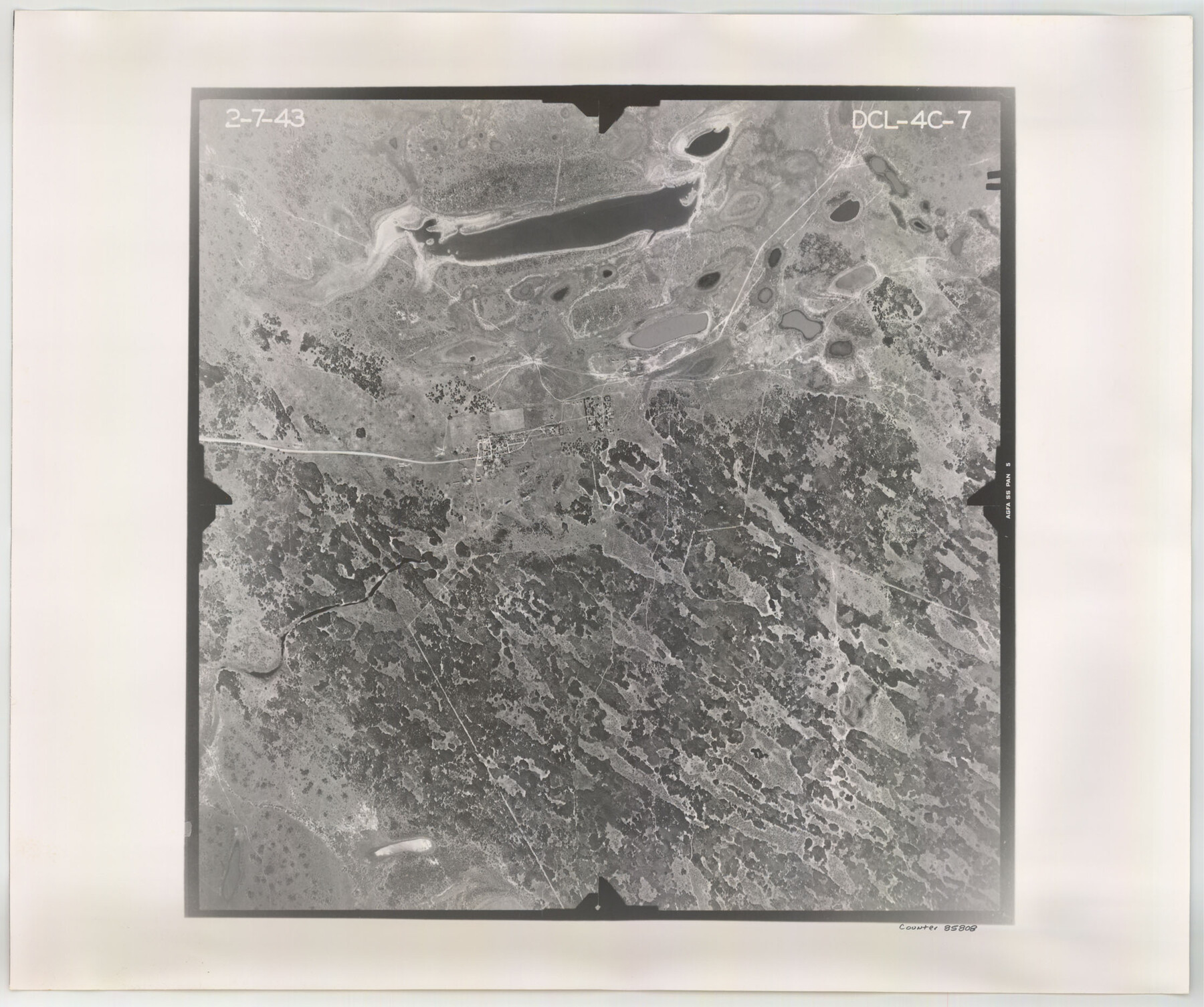 85808, Flight Mission No. DCL-4C, Frame 7, Kenedy County, General Map Collection