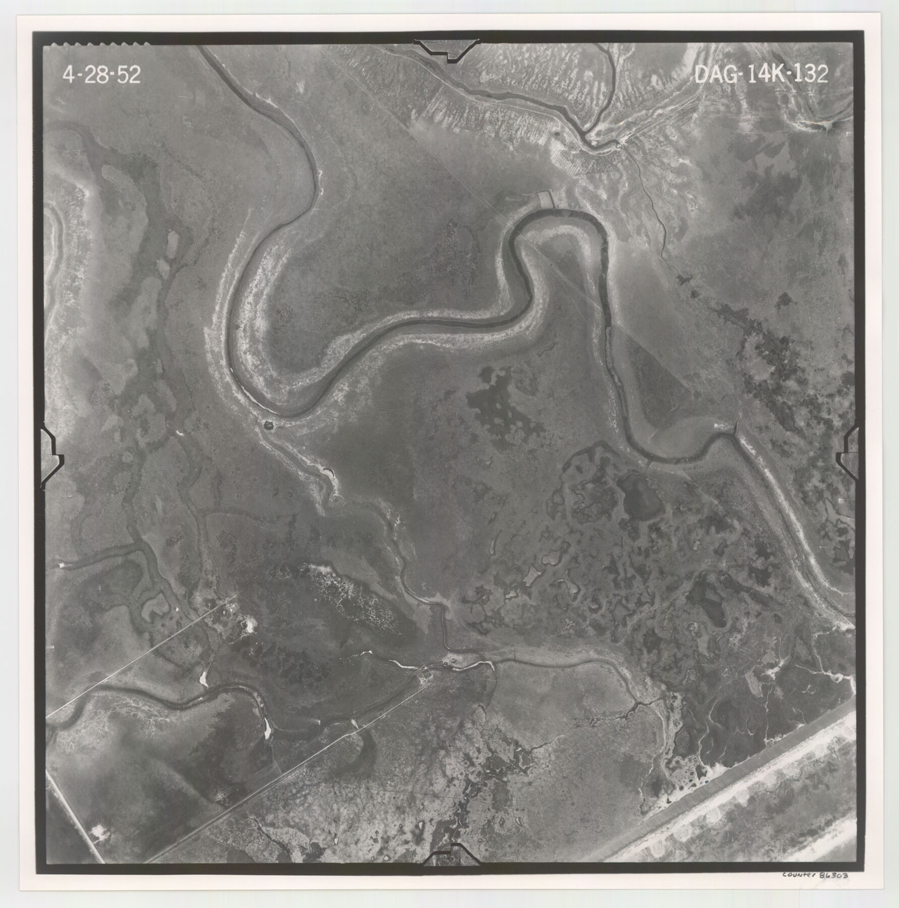 86303, Flight Mission No. DAG-14K, Frame 132, Matagorda County, General Map Collection