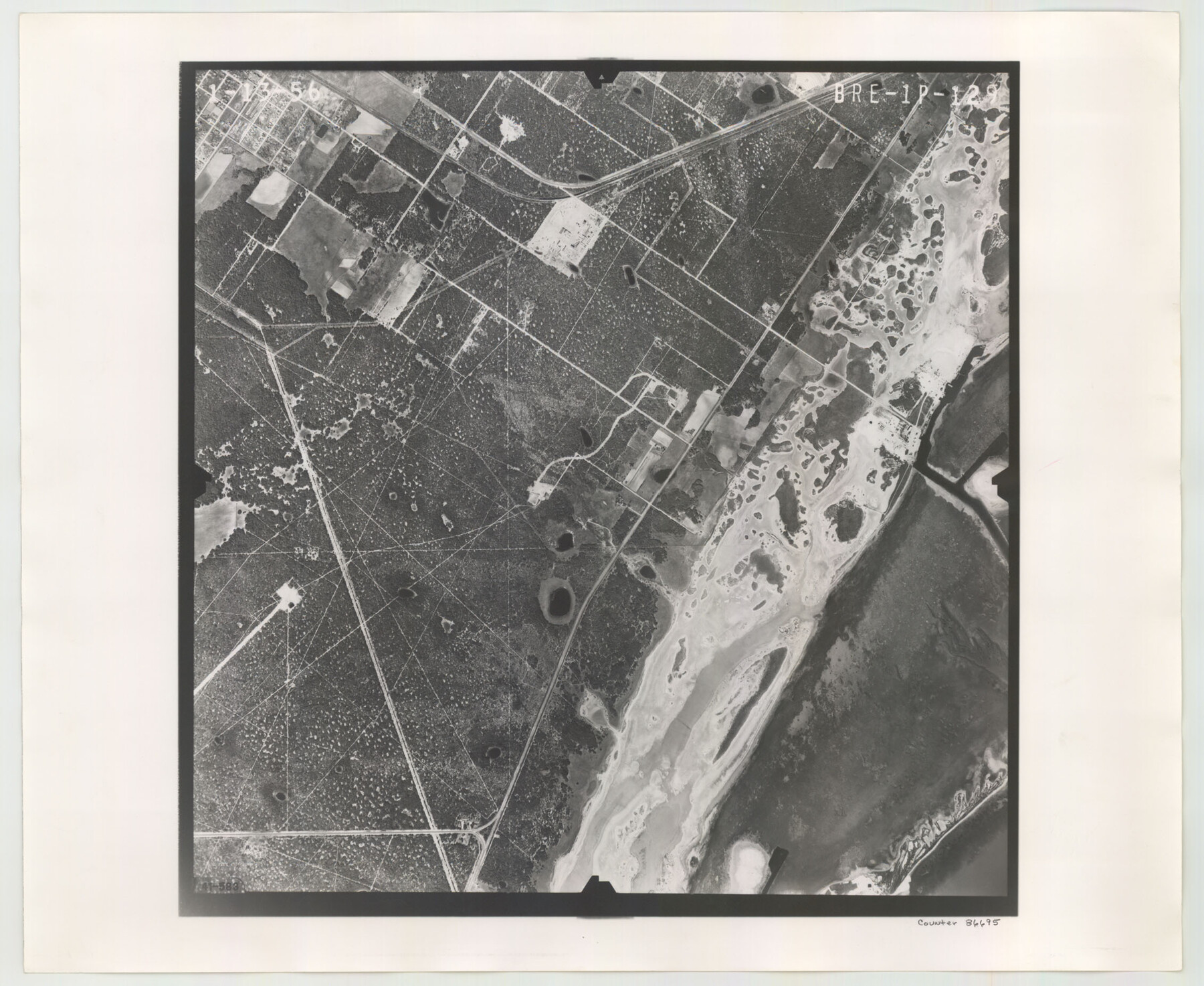 86695, Flight Mission No. BRE-1P, Frame 129, Nueces County, General Map Collection