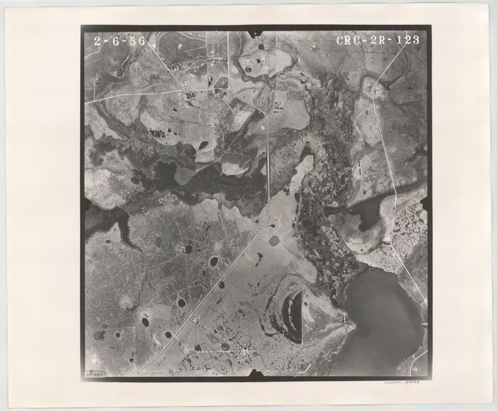 84747, Flight Mission No. CRC-2R, Frame 123, Chambers County, General Map Collection