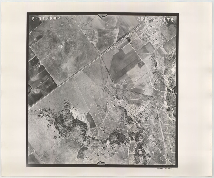 85382, Flight Mission No. CRE-2R, Frame 172, Jackson County, General Map Collection