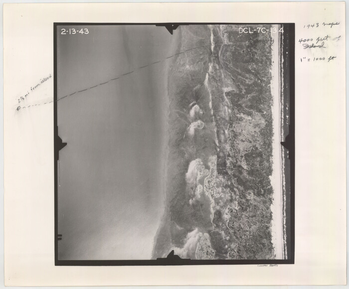 86091, Flight Mission No. DCL-7C, Frame 134, Kenedy County, General Map Collection