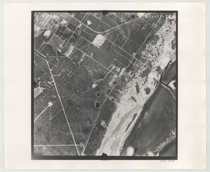 86695, Flight Mission No. BRE-1P, Frame 129, Nueces County, General Map Collection
