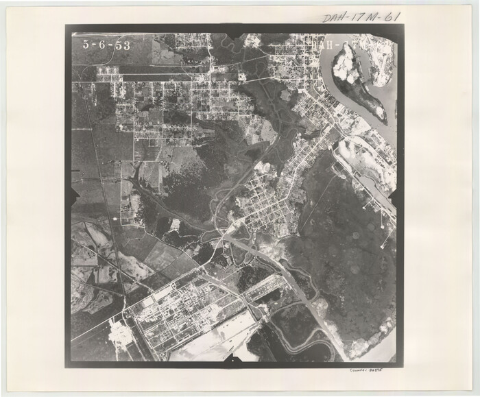 86895, Flight Mission No. DAH-17M, Frame 61, Orange County, General Map Collection